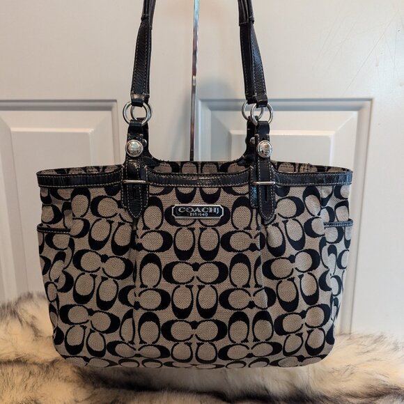 Coach Tote Carryall Mia Signature Satin Tan/black Canvas Shoulder Bag 15402 - Picture 1 of 10